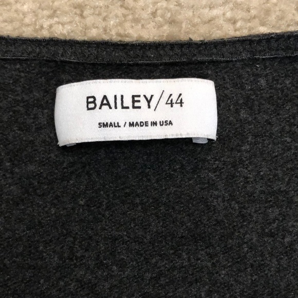 Bailey 44 - Picture 2 of 7